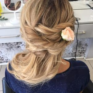 Fryzura Okolicznościowa Oferta Salon Fryzjerski Afryga Chełm